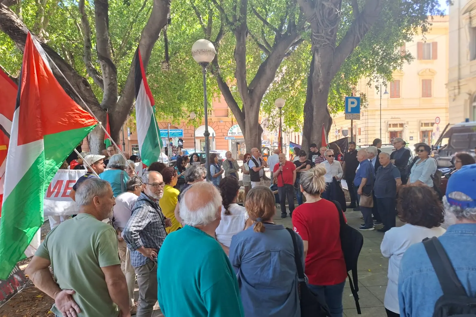 Rwm, protesta in Consiglio regionale contro il via libera all'espansione dello stabilimento