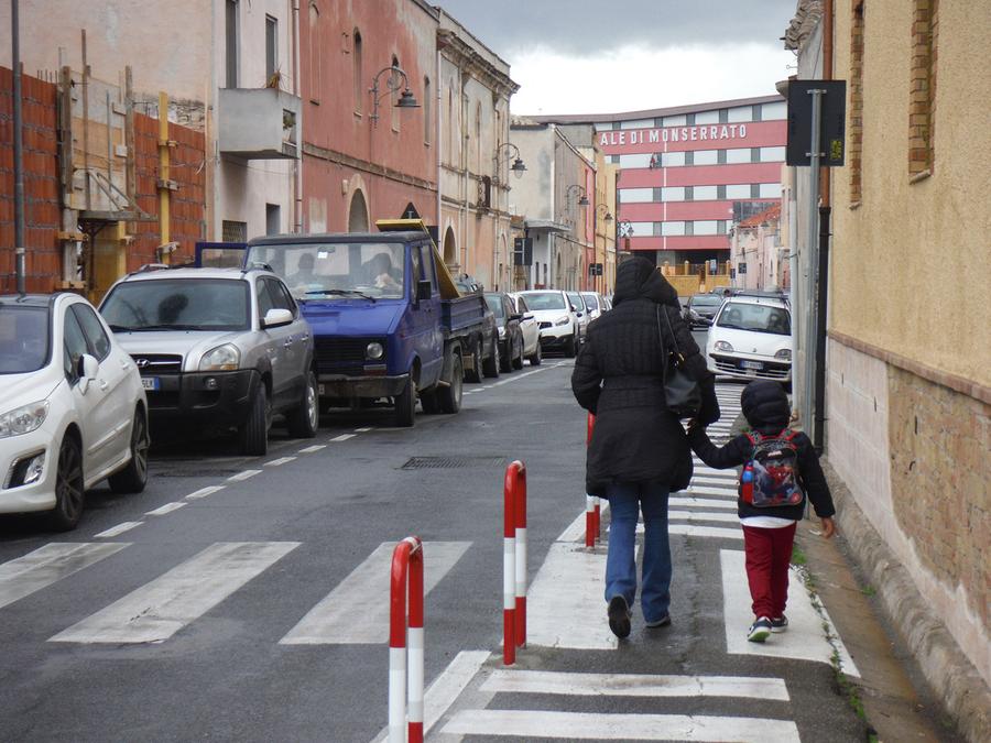 Caos sosta selvaggia, in arrivo i dissuasori