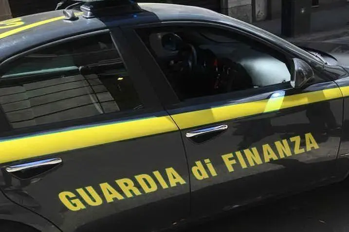 Guardia di Finanza (Foto L'Unione Sarda)