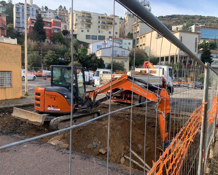 Lavori in piazza Marcia, multe a chi infrange i divieti