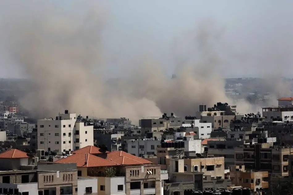 Guerra e devastazione sulla striscia di Gaza