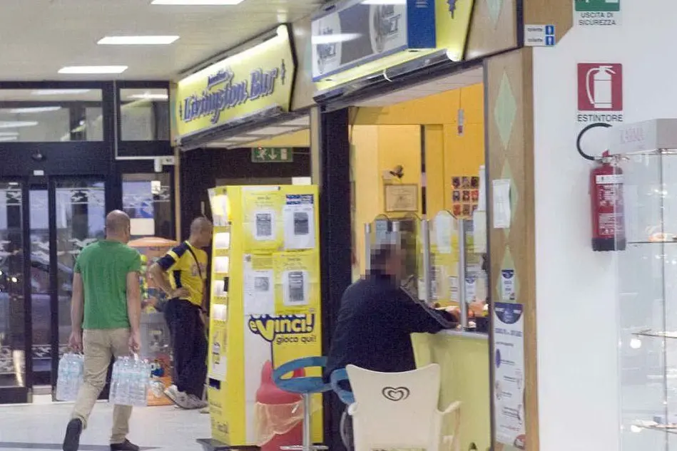 L'agenzia Blu bet nel centro commerciale &quot;I Gabbiani&quot;