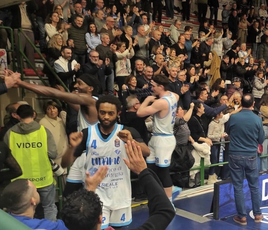 La Dinamo è ultima e deve battere la Virtus