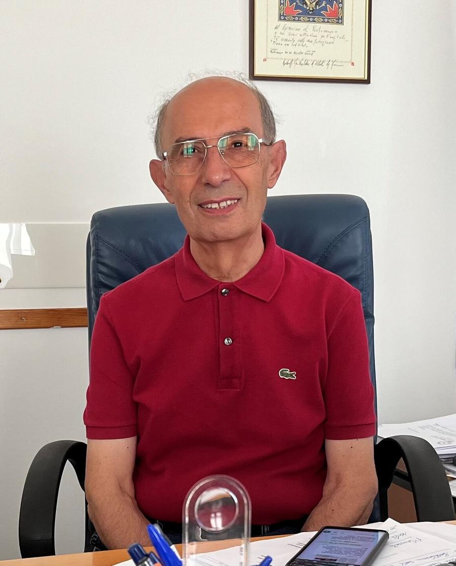 Nessuno risponde al bando, il sindaco tiene aperto l’ambulatorio