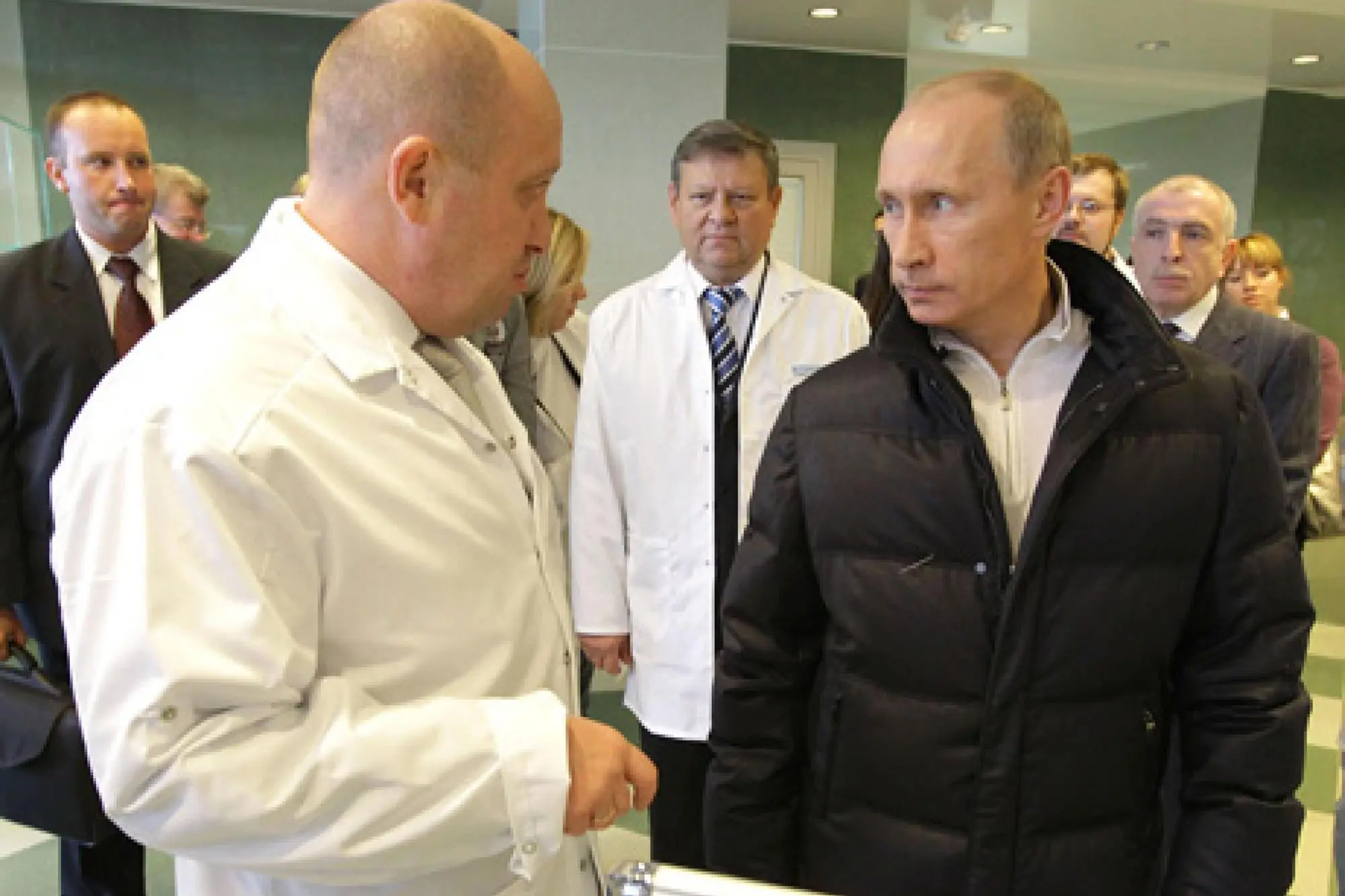 Vladimir Putin con Yevgeny Prigozhin (Ansa)