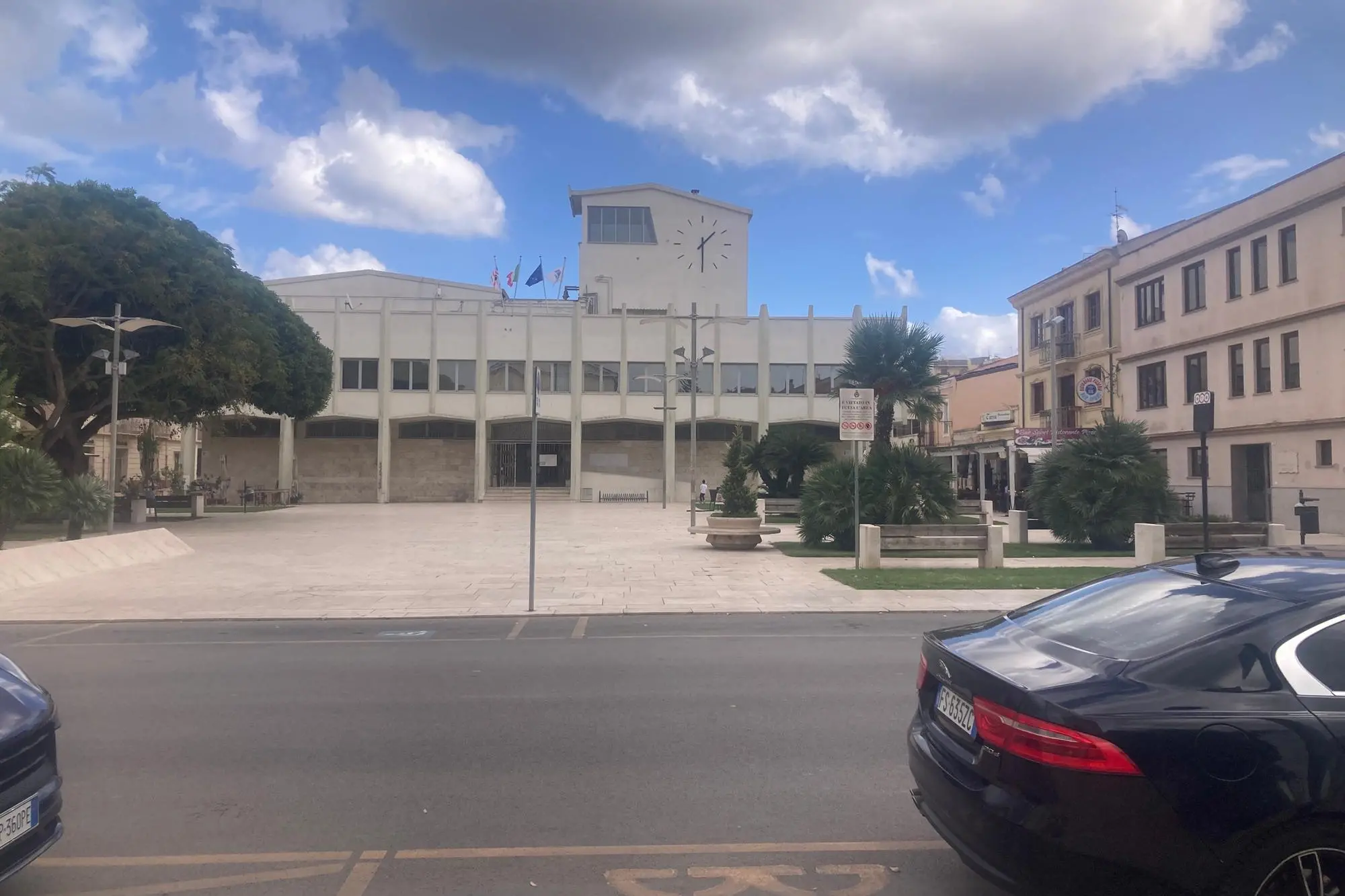 Municipio di Porto Torres (foto Pala)