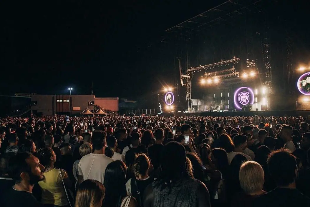 Un'immagine della scorsa edizione del Poetto Fest (foto concessa)