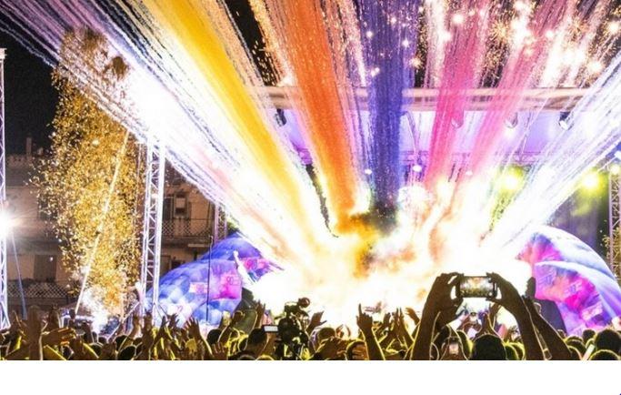 Castelsardo, musica anni '90 prima del Capodanno con J-Ax