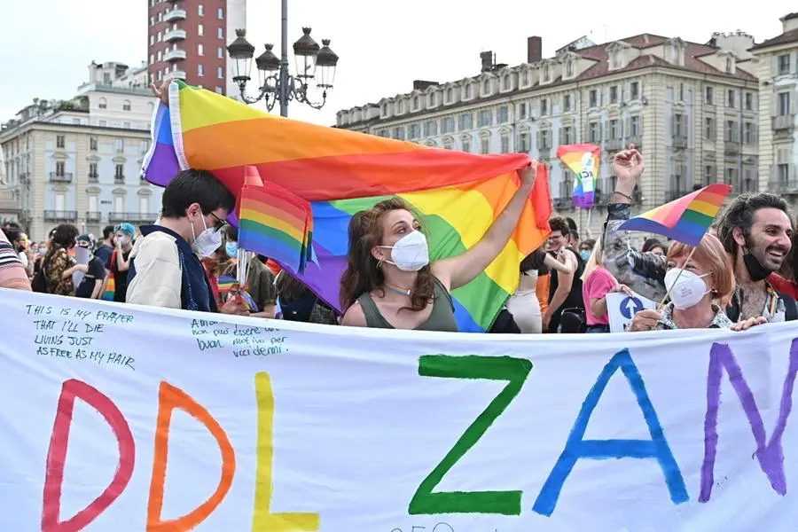 Una manifestazione a sostegno del ddl Zan (Archivio L'Unione Sarda)