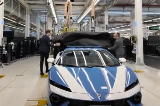 Una Lamborghini Temerario per le missioni urgenti della polizia