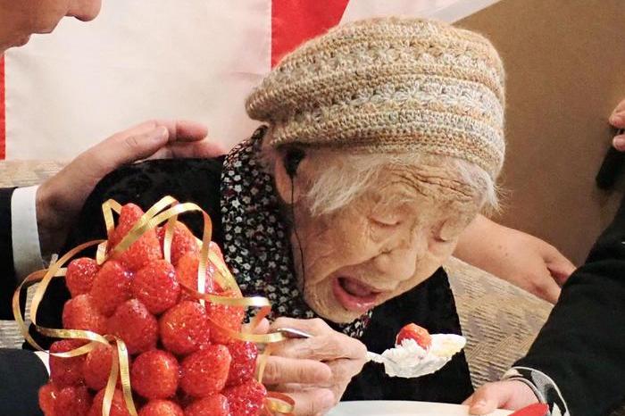 La donna più anziana del mondo compie 119 anni. “Il mio segreto? Dormire sonni tranquilli”