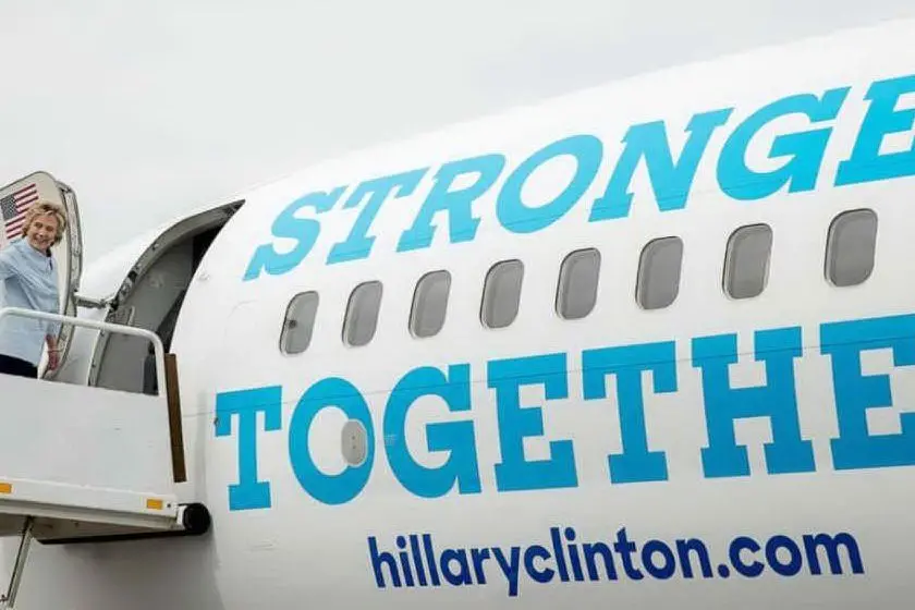 Il volo dell'Hill Force One sulla campagna elettorale Usa