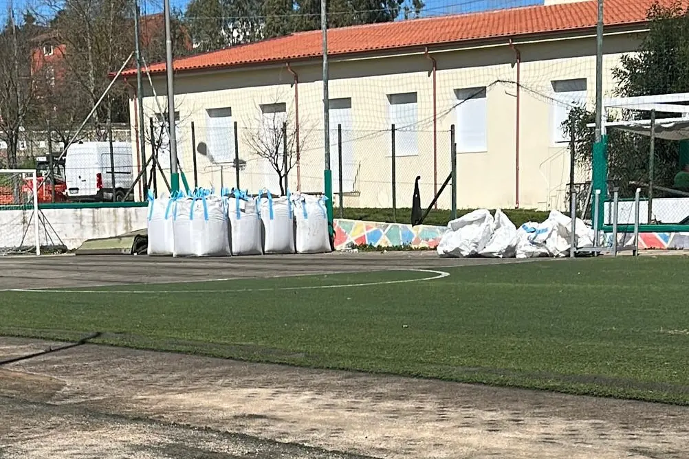 Immagine dei lavori nel campetto di Asuni (foto concessa)