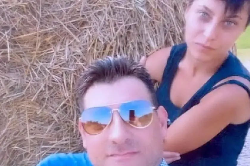 Massimo Sebastiani ed Elisa Pomarelli (foto Fb)