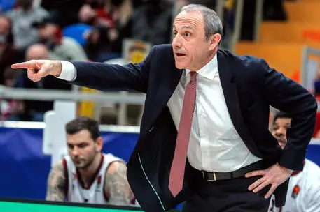 epa09068294 Milan's head coach Ettore Messina reacts during the Euroleague basketball match between CSKA Moscow and AX Armani Exchange Milan in Moscow, Russia, 11 March 2021. EPA/SERGEI ILNITSKY