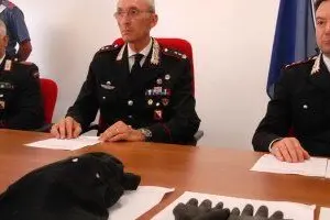 conferenza stampa dei carabinieri per gli arresti a terralba