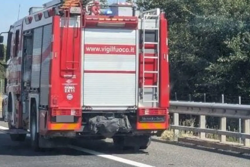 Un intervento dei vigili del fuoco