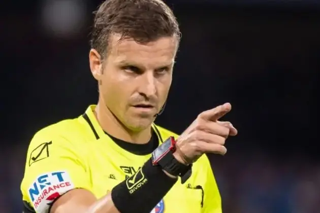 L'arbitro Federico La Penna (foto Aia)