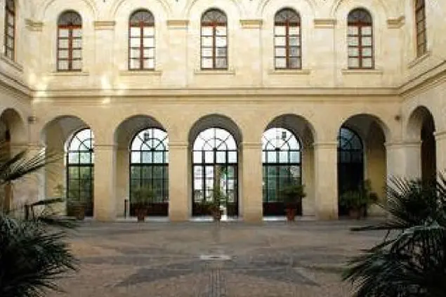 La sede della Provincia di Sassari (foto Pala)