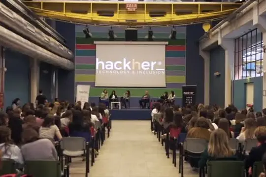 HackHer, a Torino hackathon di 150 ragazze per l'inclusione di genere