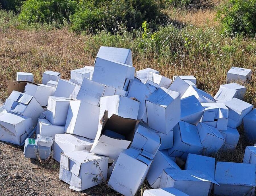 Nei campi la discarica dei contatori del gas