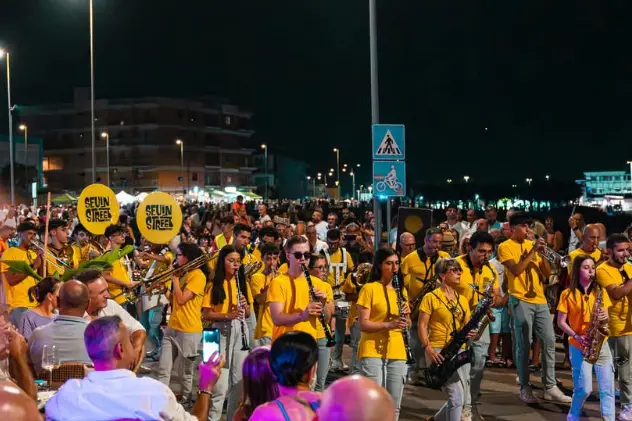 Spettacolo musicale sul lungomare Balai (foto concessa)