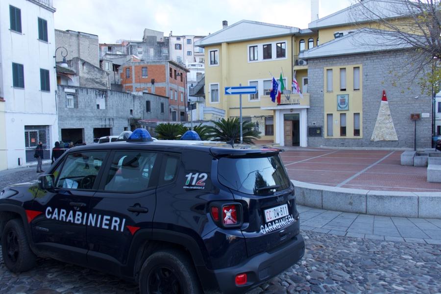 Oliena, scivola nel canale e batte la testa: trovato morto dopo ore