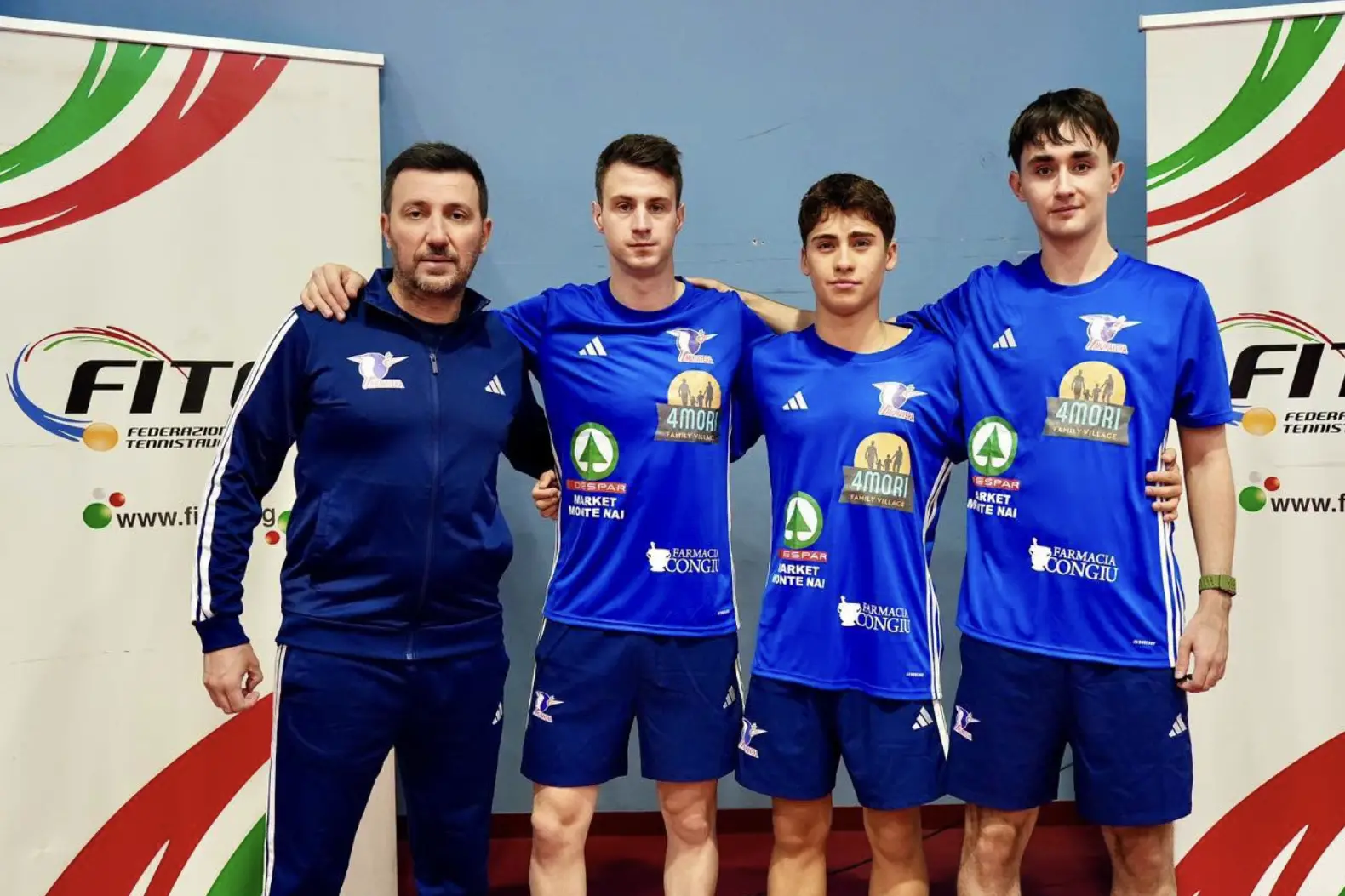 La squadra del Muravera, da sin. il coach Gianluca Abbaticchio, Deni Kozul, Francesco Trevisan, Artur Abusev (Foto Giuseppe Di Carlo per Federazione Italiana Tennistavolo)