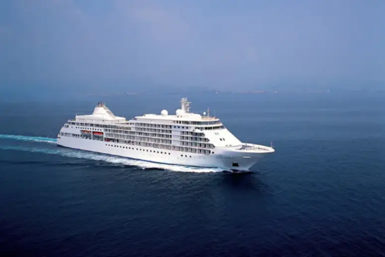 La nave Silver Whisper (foto Silversea Cruises)