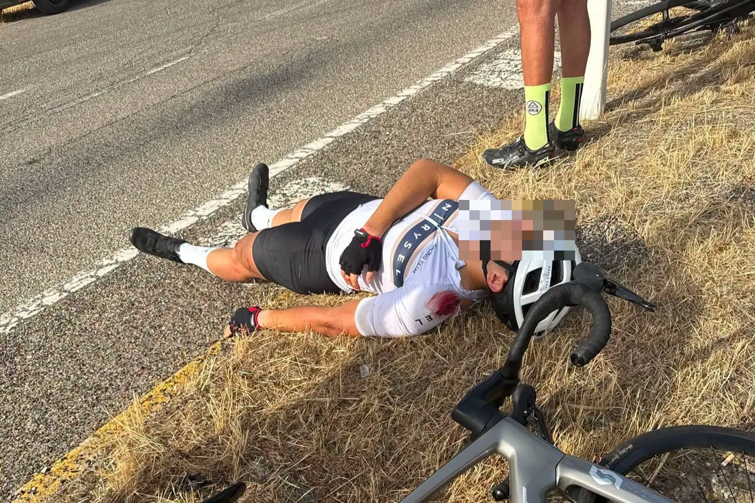 Il giovane ciclista investito
