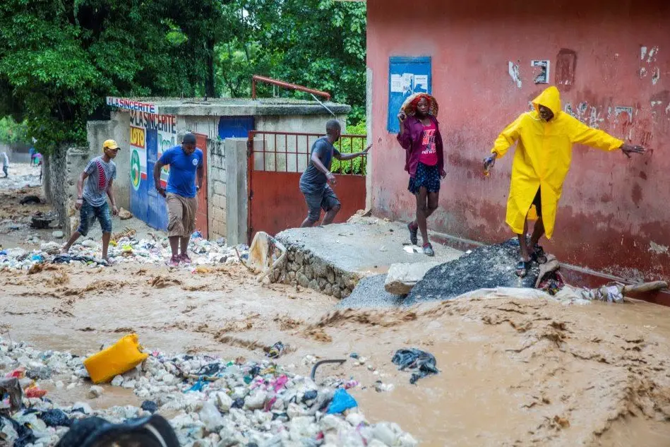 Haiti, dopo la tempesta (Ansa)