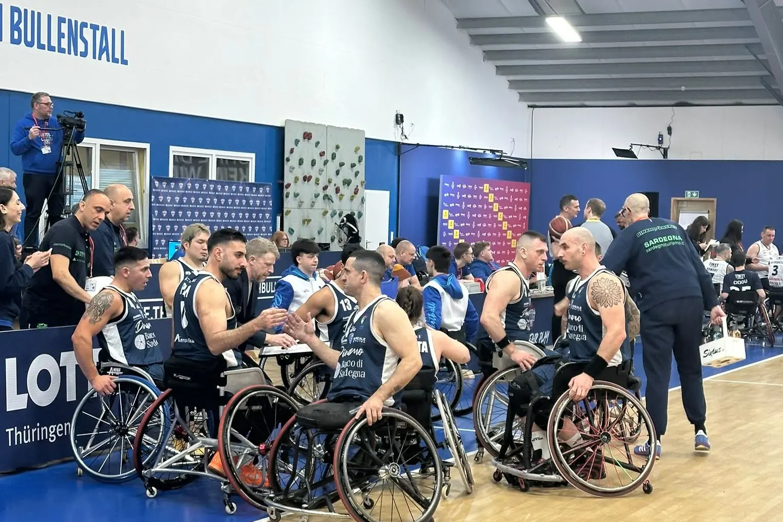 Terzo posto nel girone per la Dinamo lab (foto dinamobasket.com)