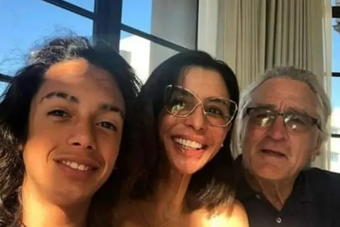 Leandro De Niro Rodriguez con la madre e De Niro (Instagram)