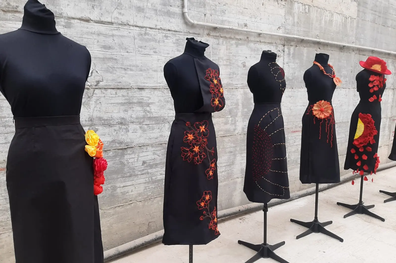 Una delle installazioni dedicate ad Artemisia Gentileschi (foto ufficio stampa)