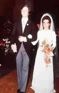 Maurizio Gucci e Patrizia Reggiani nel giorno del loro matrimonio (dai social)