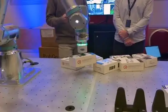 I robot componibili plug and play e l'automazione accessibile