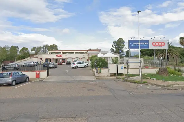 La Coop di via dei Liri, a Qurtu (foto Google Maps)