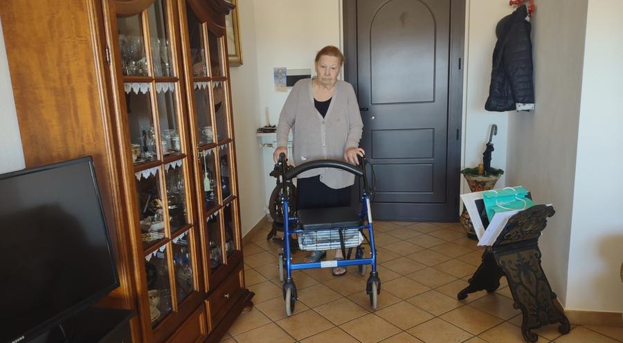 «Vivo prigioniera in casa»