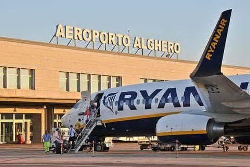L'aeroporto di Alghero in picchiata: persi 78mila passeggeri