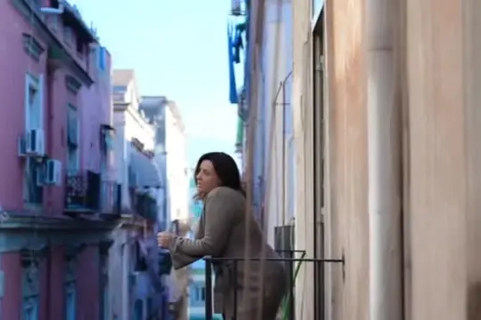 In anteprima il video "Ammore Scumbinato" di Roberta Tondelli