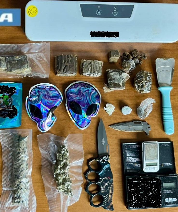 Market della droga: un arresto