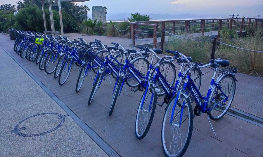 Associazioni di volontari, 80 biciclette in regalo