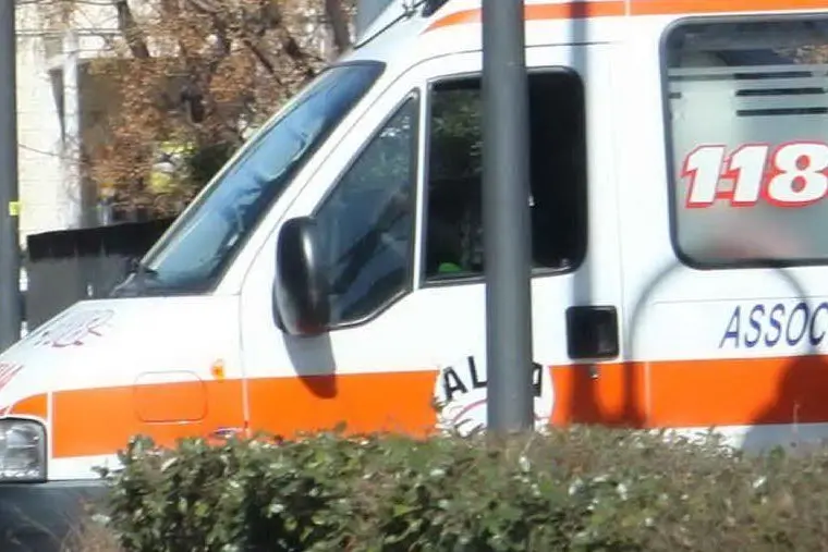 Ambulanza (foto simbolo)