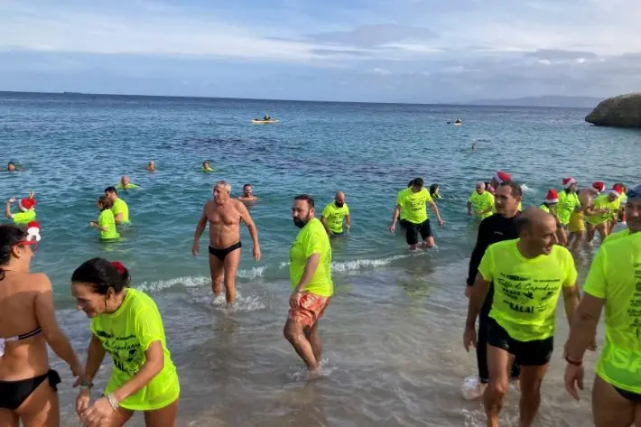 Tuffo di Capodanno 2024 (foto Pala)