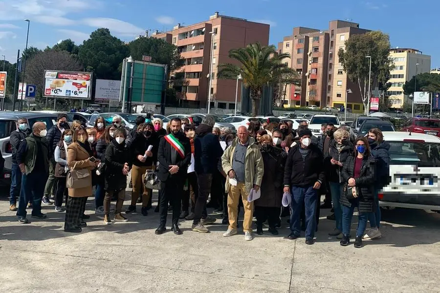 Burcei, la protesta a Cagliari per chiedere il nuovo medico (Foto Serreli)