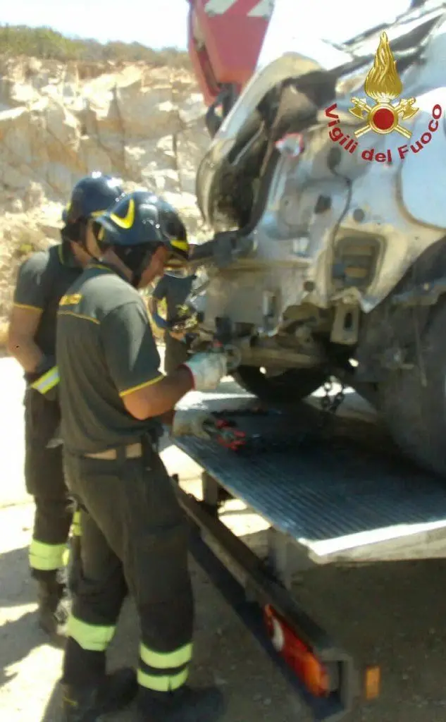 I vigili del fuoco al lavoro