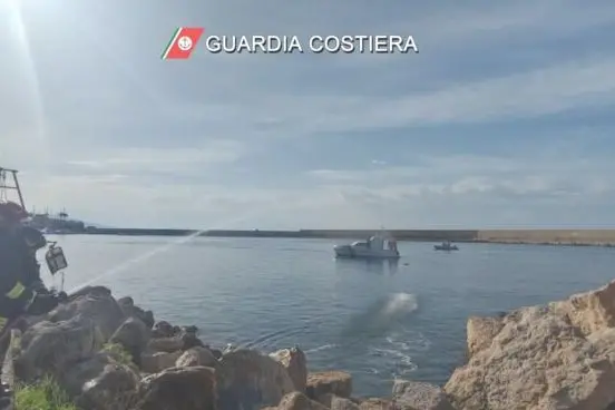 Esercitazione della Guardia costiera (foto Guardia Costiera)