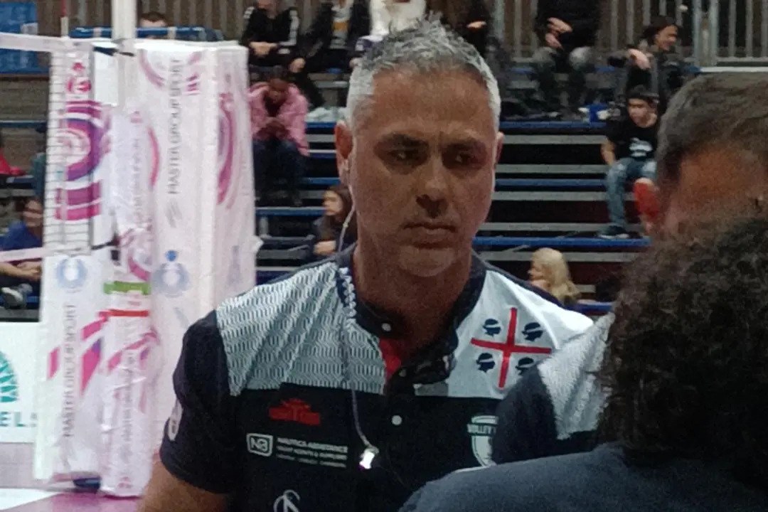 Il coach dell'Hermaea Olbia Dino Guadalupi (foto Ilenia Giagnoni)