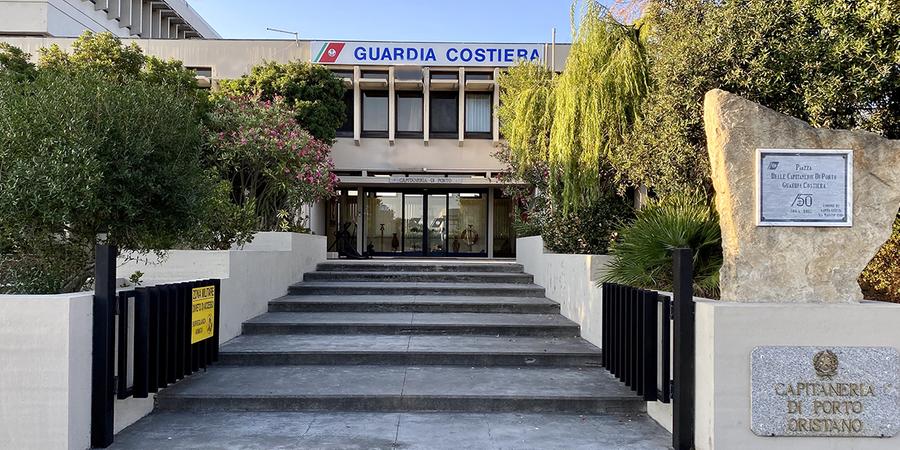 Oristano, spiagge sotto la lente: vertice in Capitaneria sulla sicurezza estiva