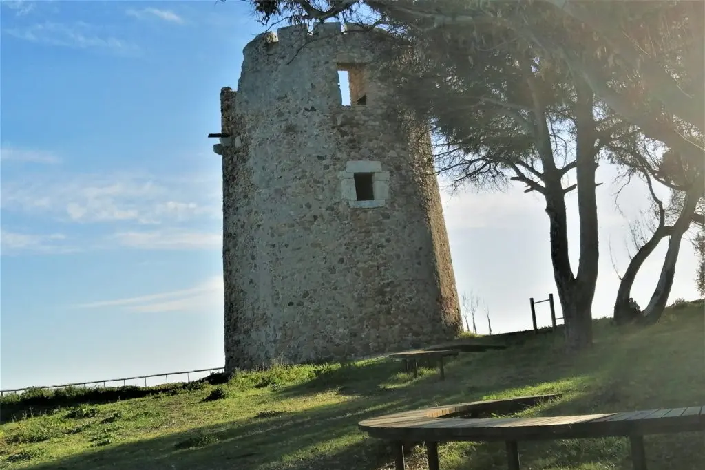 La torre di Cala d'Ostia a Santa Margherita (L'Unione Sarda)